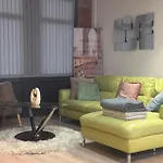 Apartment New - Sleeps 4 - Parking - Centre *
