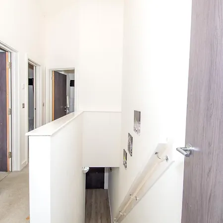 Lejlighed New - Sleeps 4 - Parking - Centre Bradford (West Yorkshire)