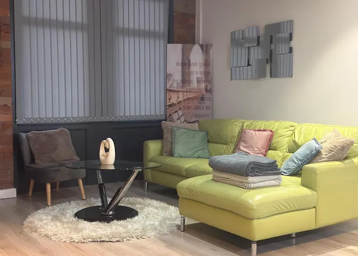 Apartment New - Sleeps 4 - Parking - Centre *