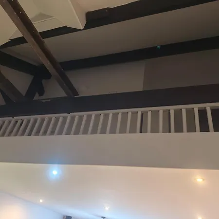 아파트 New - Sleeps 4 - Parking - Centre 브래드퍼드