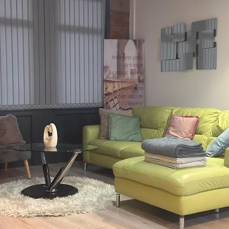 아파트 New - Sleeps 4 - Parking - Centre *